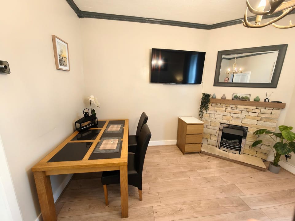STAG studio apartment, City Centre, Free Parking Apartment in Inverness