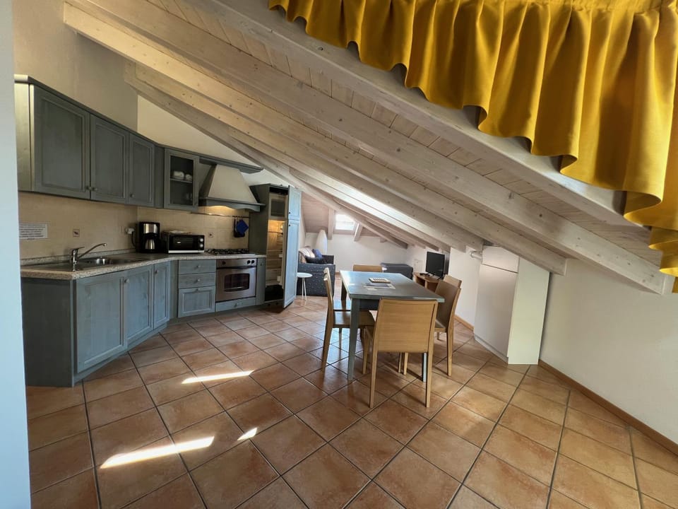 Mansarda Baia Azzurra 8 Apartment in Nago–Torbole