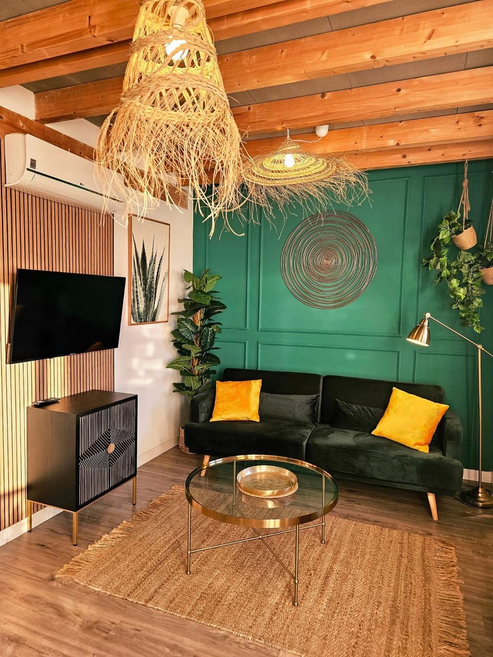 TV and multimedia, Living room