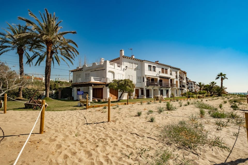 Property building, Natural landscape, Beach