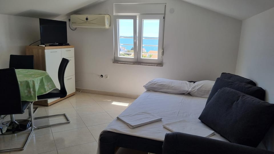 Living room, Sea view
