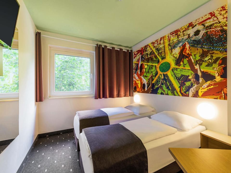 Bed, Photo of the whole room
