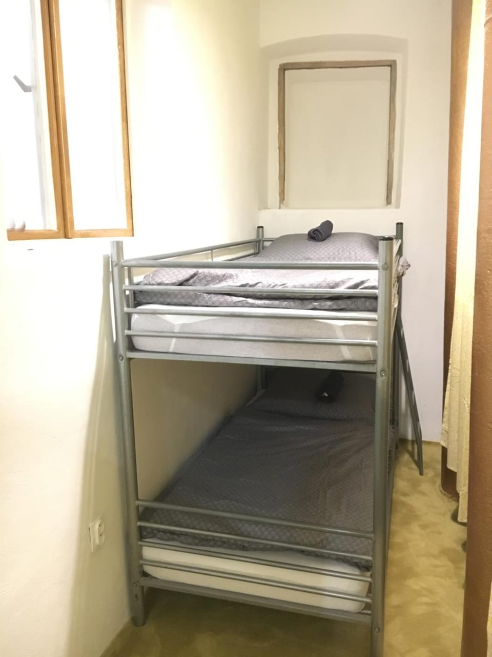 bunk bed