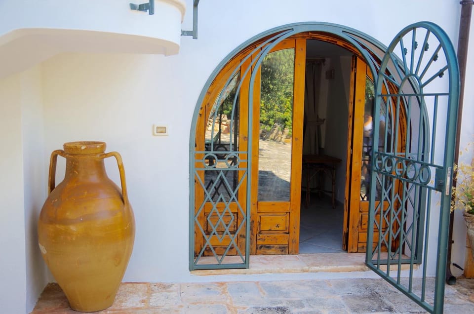 Facade/entrance, Day, Summer, View (from property/room), Other, On site, Inner courtyard view