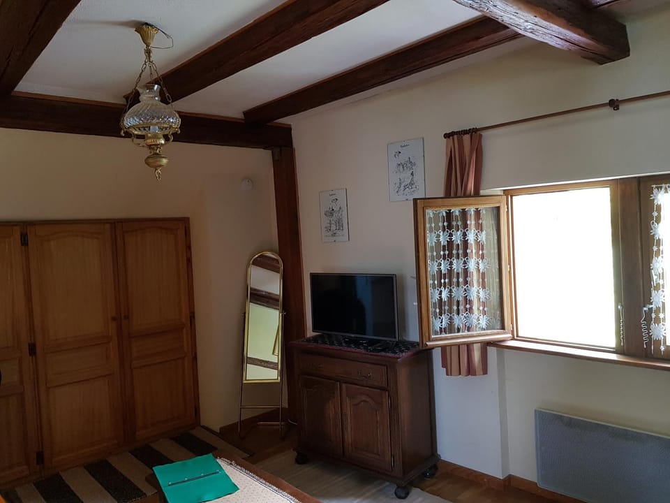 La Maison Jaune Apartment in Grand Est