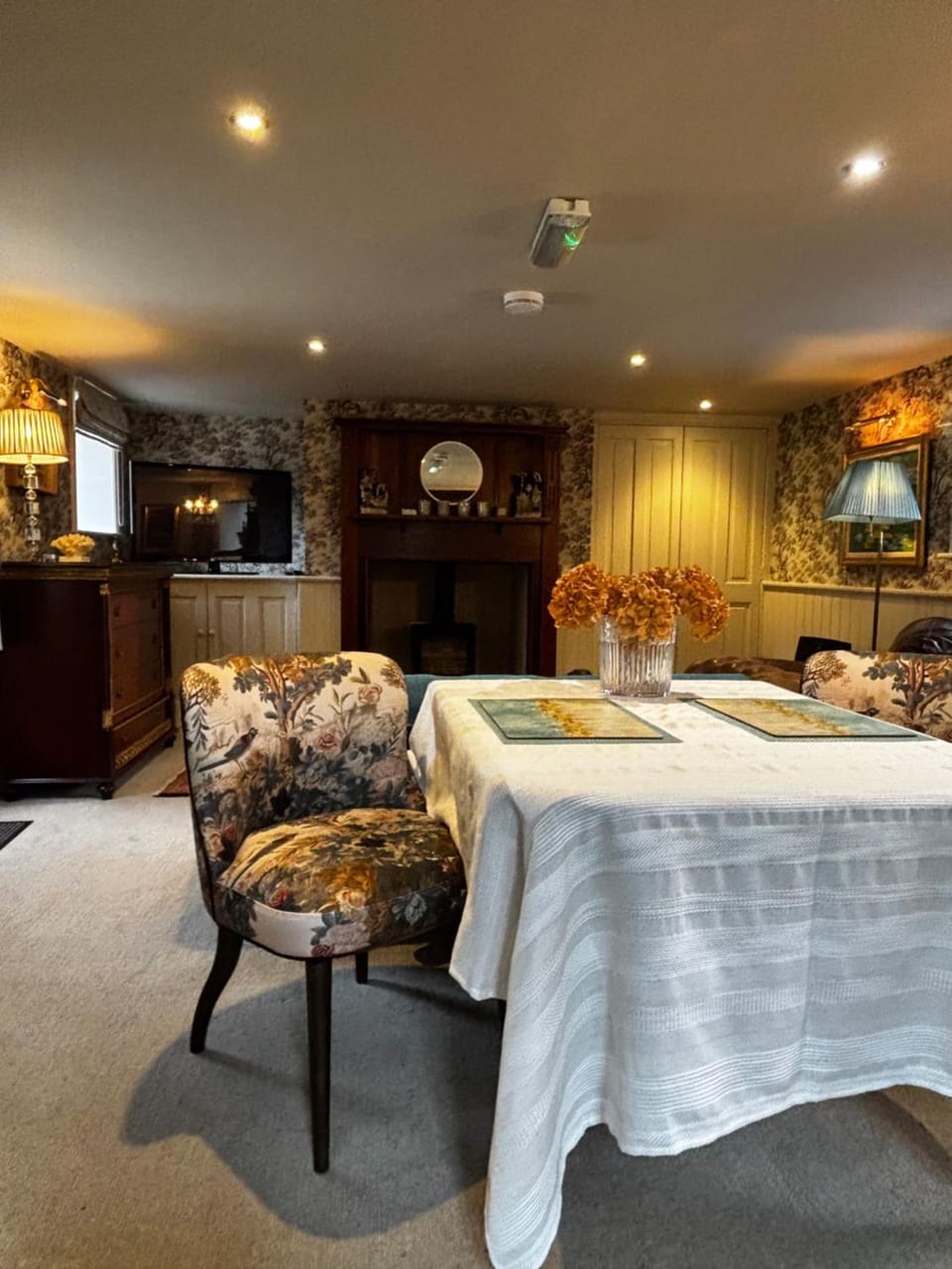 Mr Ralphs Cottage House in England