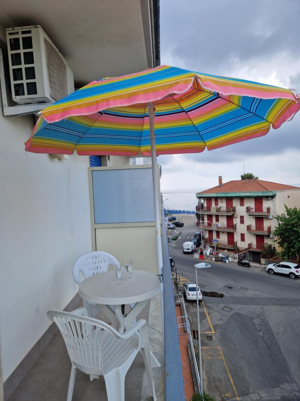 Property building, Location