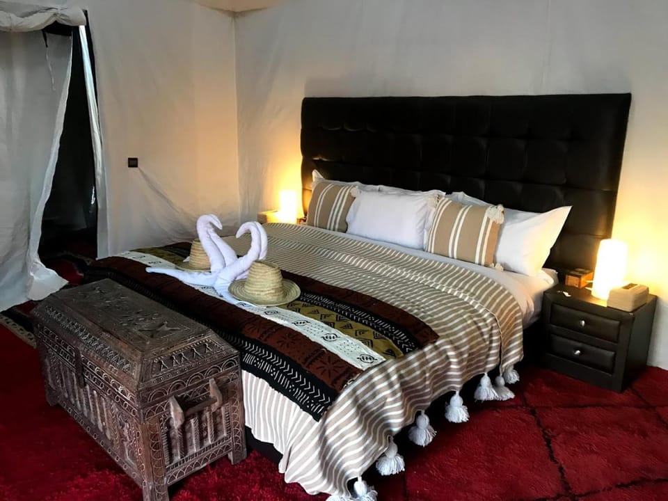 Camp Sahara Majestic Bed and Breakfast in Morocco