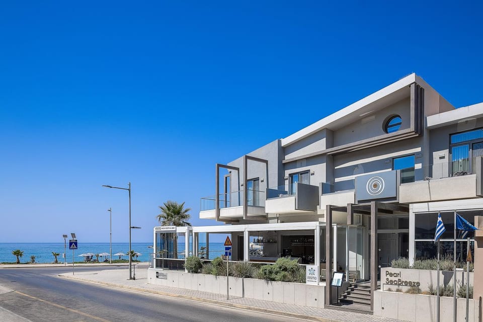 Property building, Day, Sea view, Time of day