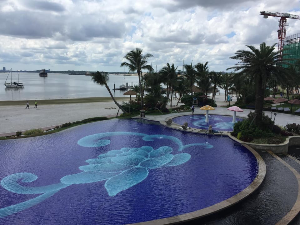 Amazing Infinity Sea View Johor Bahru Apartment in Johor Bahru
