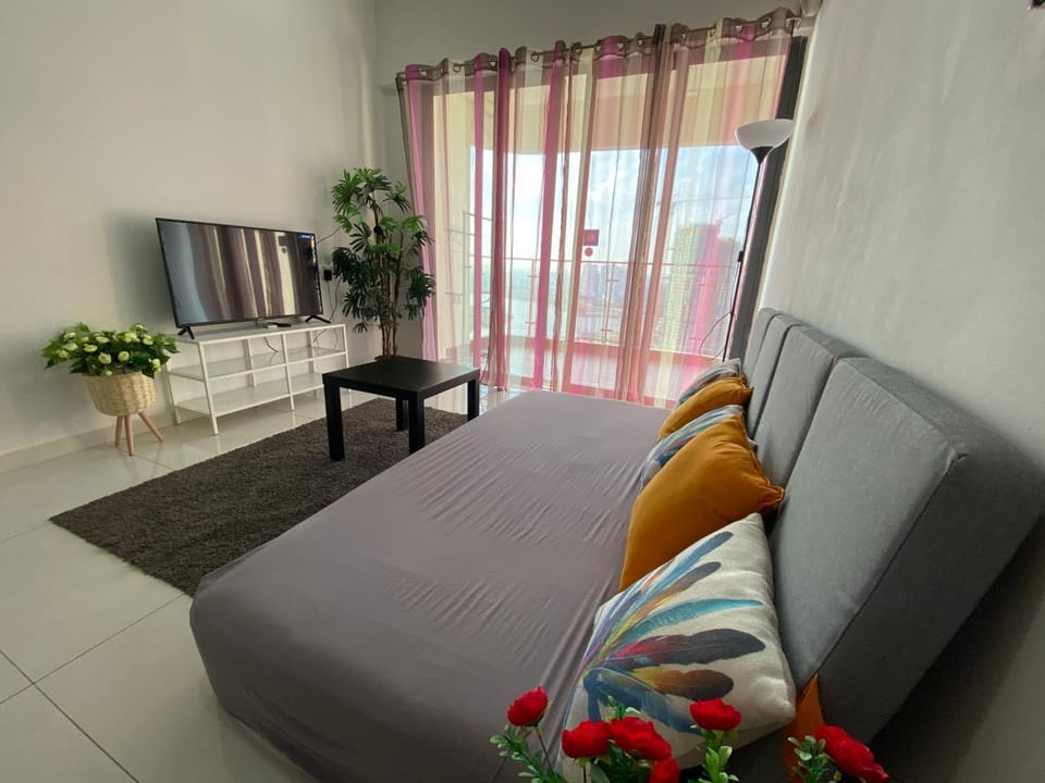 Amazing Infinity Sea View Johor Bahru Apartment in Johor Bahru