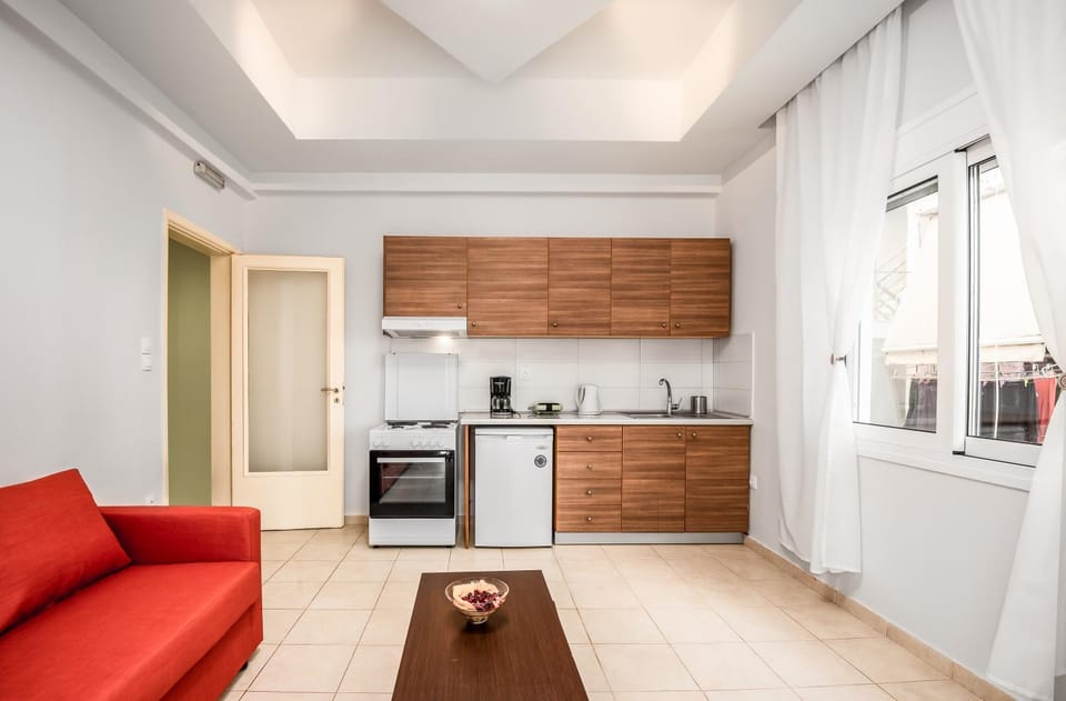 Kitchen or kitchenette, Seating area