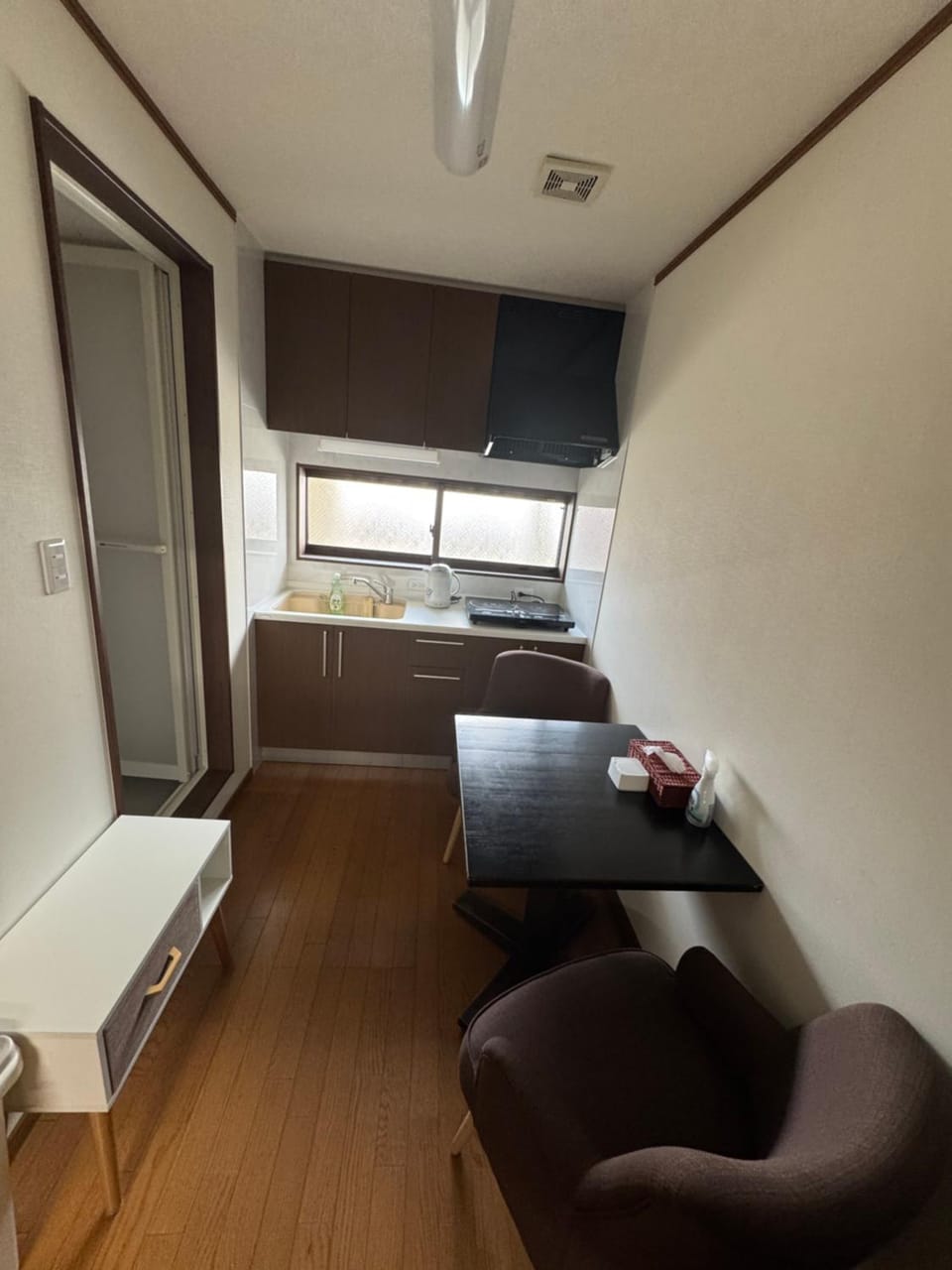Kitchen or kitchenette, Seating area
