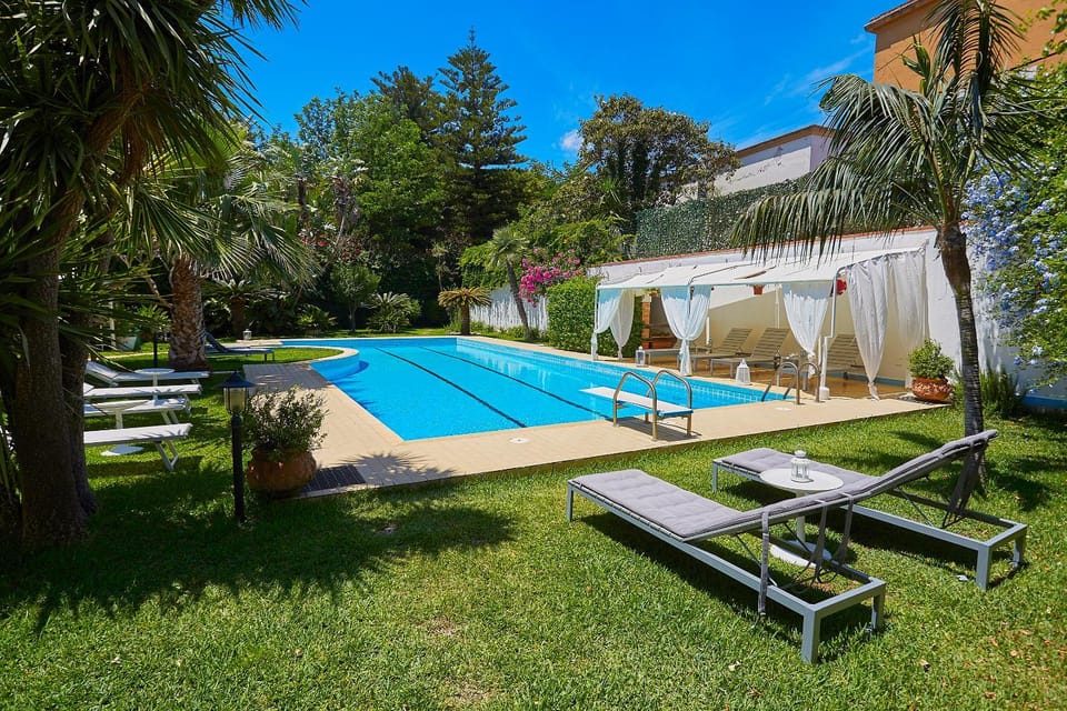 Garden, Swimming pool, Swimming pool