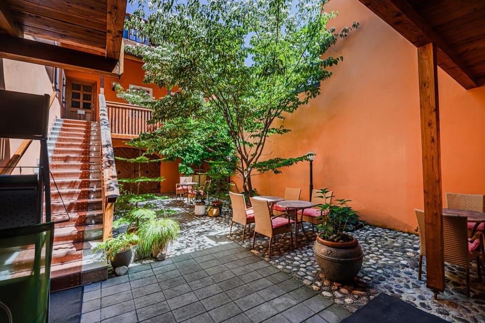 Garden, Seating area