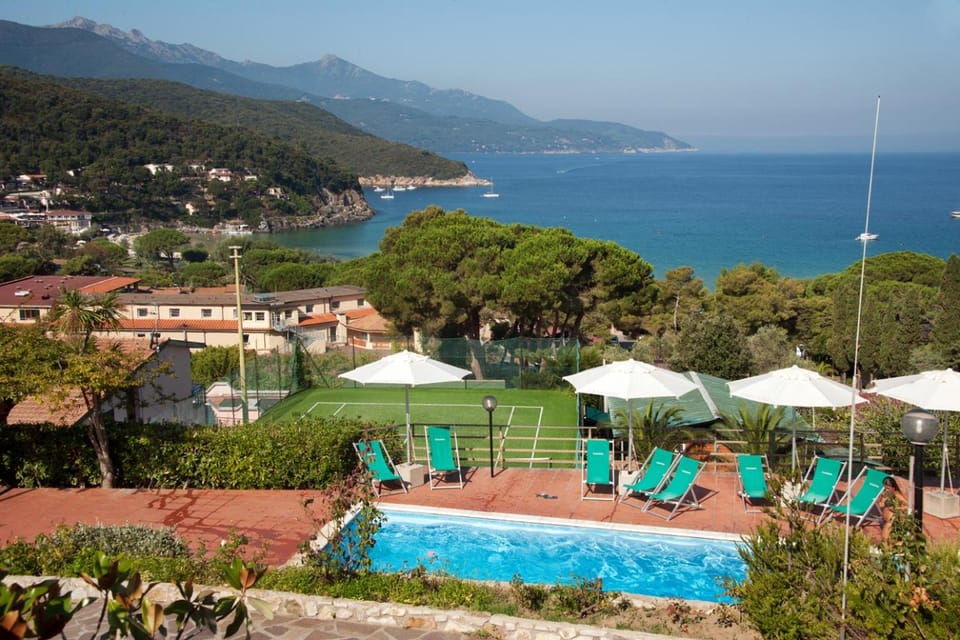 Sea view, Swimming pool