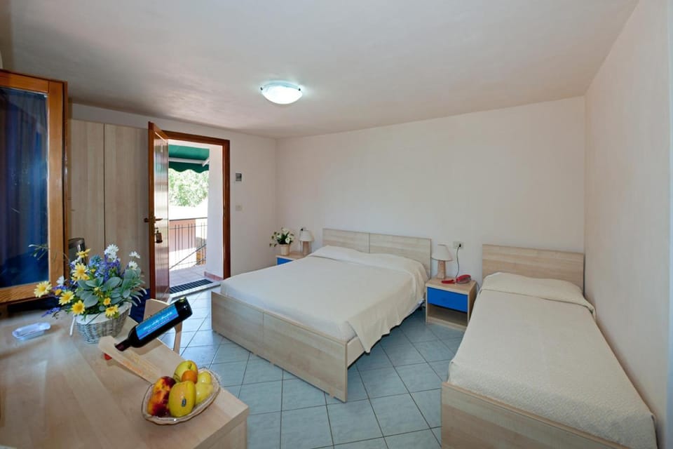 Bedroom, Sea view
