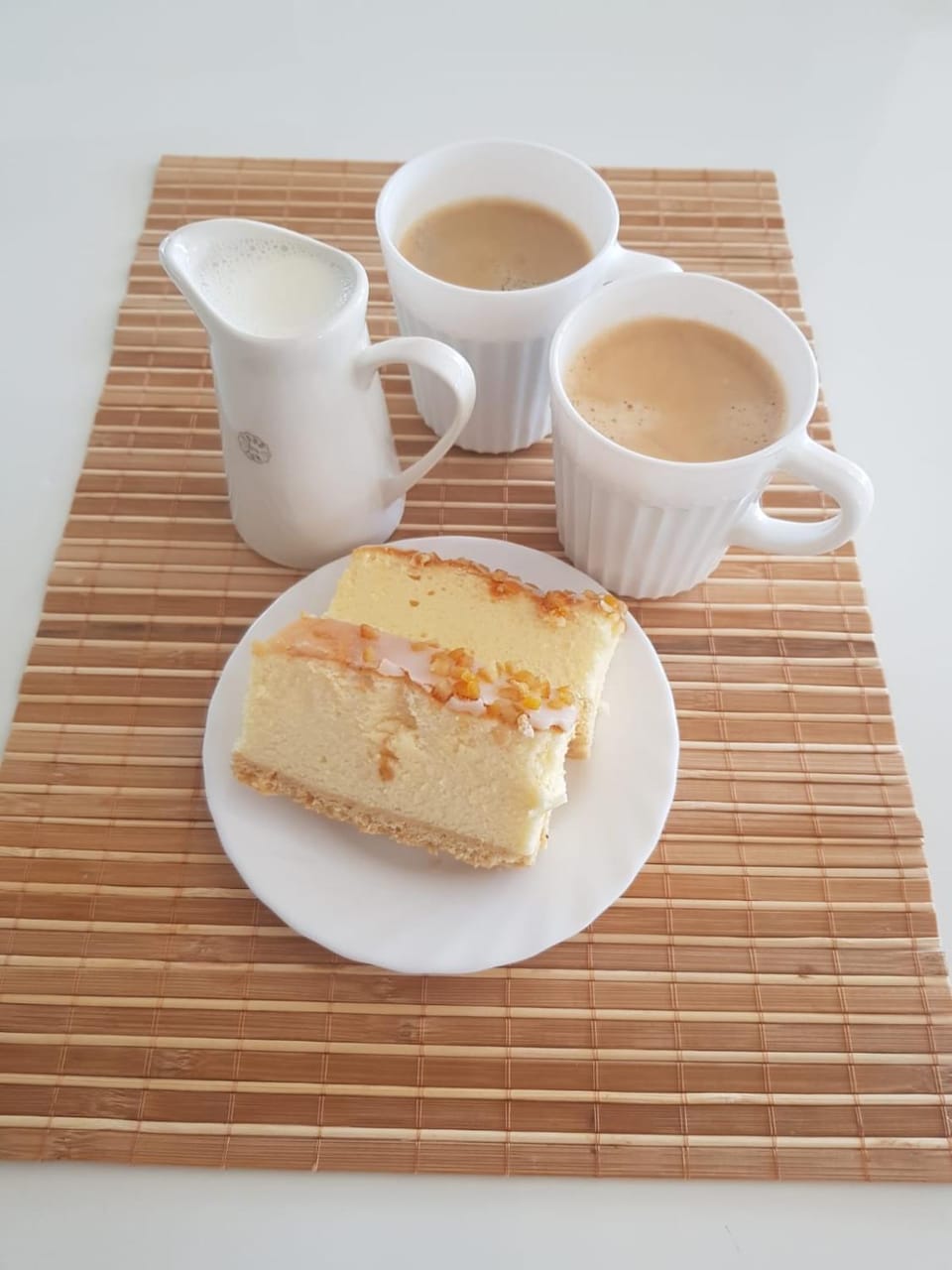Food and drinks, Food, Breakfast, Continental breakfast