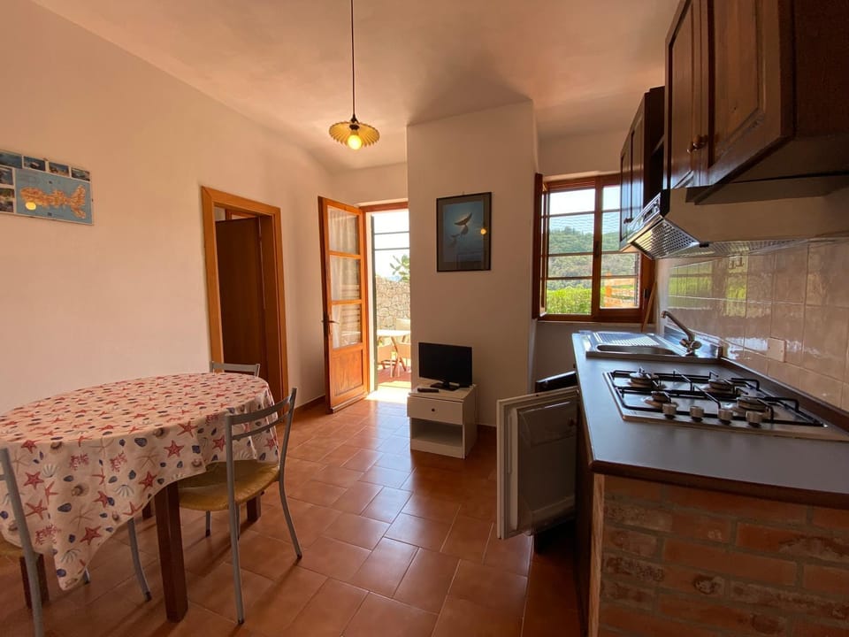 TV and multimedia, Dining area