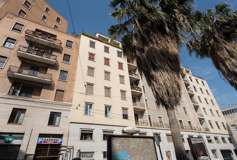 Property building, Neighbourhood, City view, Street view