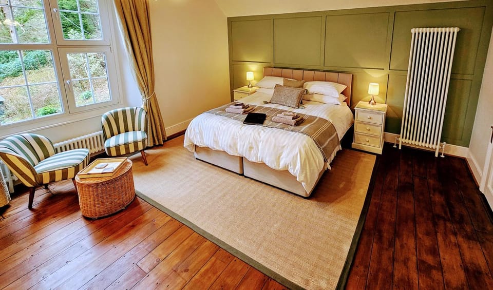 Glyntwrog House Bed and Breakfast in Bro Garmon