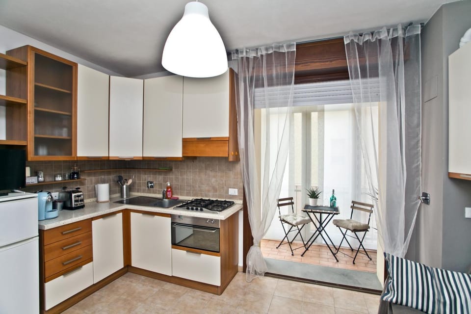 APPARTAMENTO ARIA - INTERO appartamento BILOCALE AD USO ESCLUSIVO - CON FATTURAZIONE Apartment in Emilia-Romagna