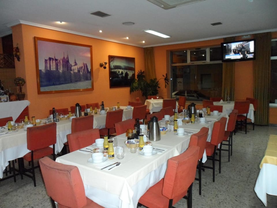 Restaurant/places to eat, Breakfast