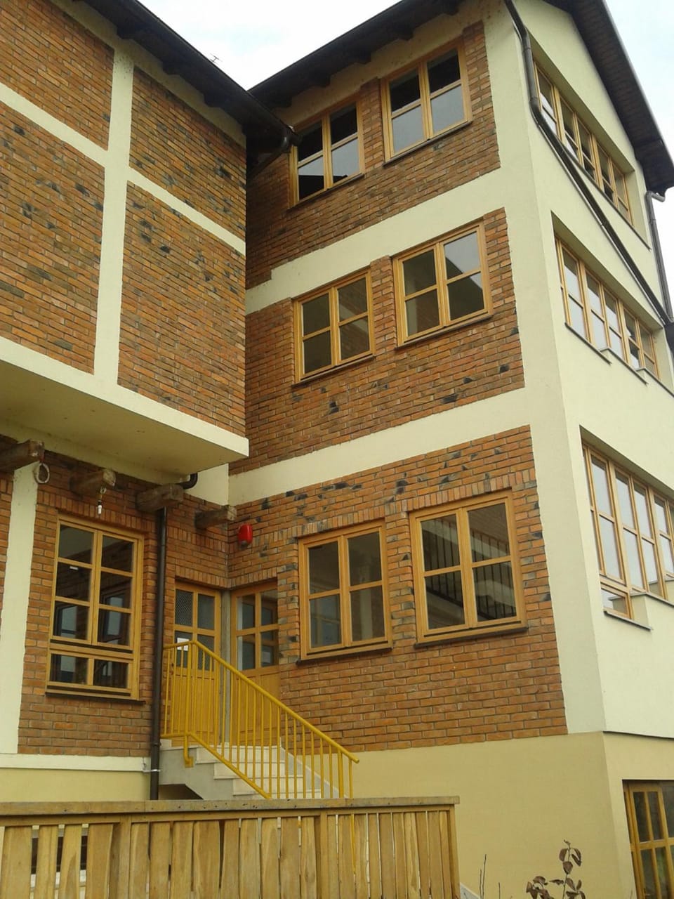 Facade/entrance