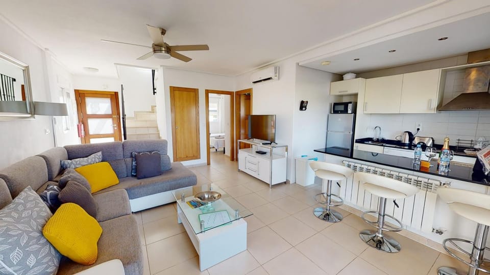 Communal lounge/ TV room, Living room