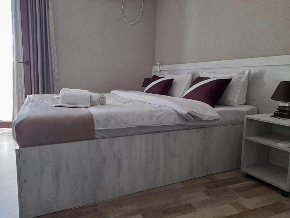 Hotel Tskhumi Bed and Breakfast in Georgia