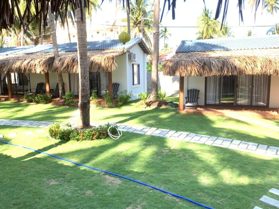 Property building, Garden