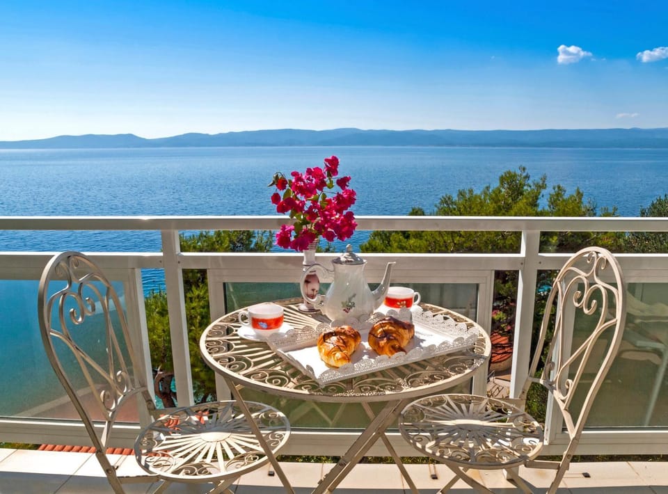Natural landscape, View (from property/room), Balcony/Terrace, Balcony/Terrace, Sea view