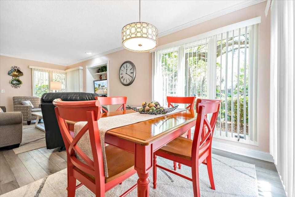 Living room, Seating area, Dining area, Garden view, furniture