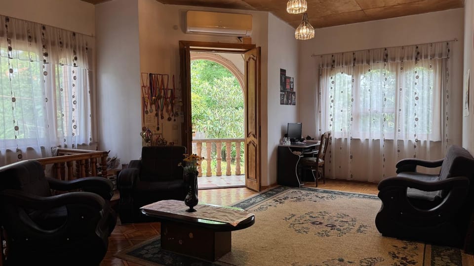 Сибиряк Sibiryak Bed and Breakfast in Georgia