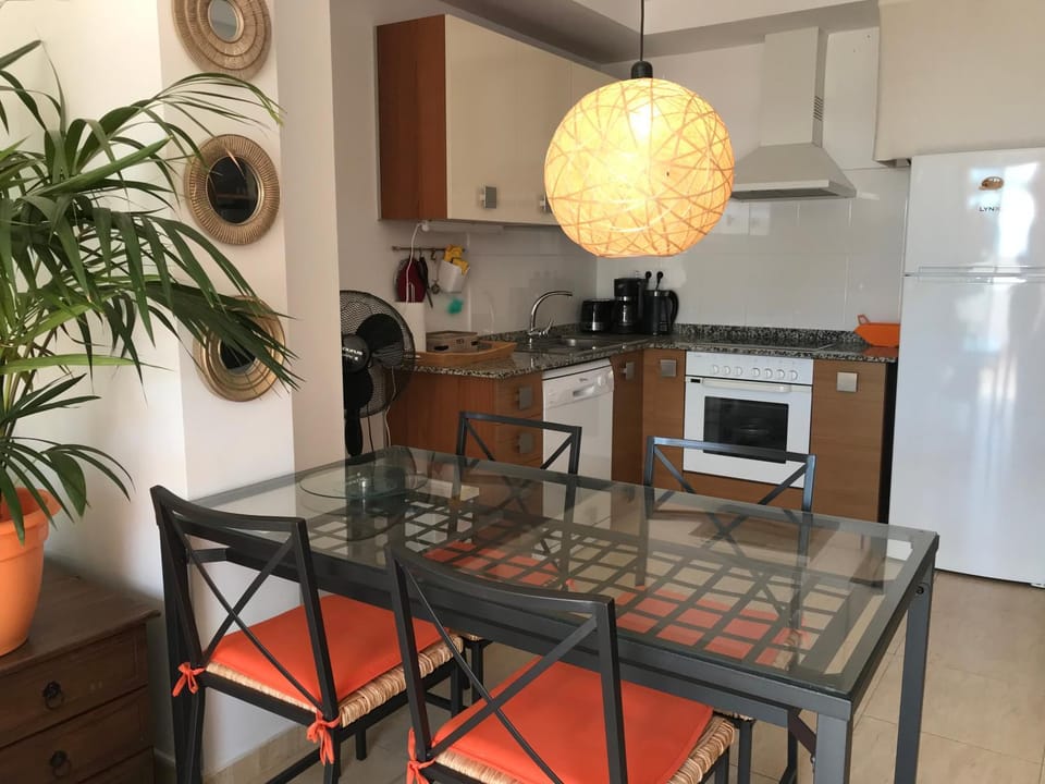 Kitchen or kitchenette, Living room, Dining area