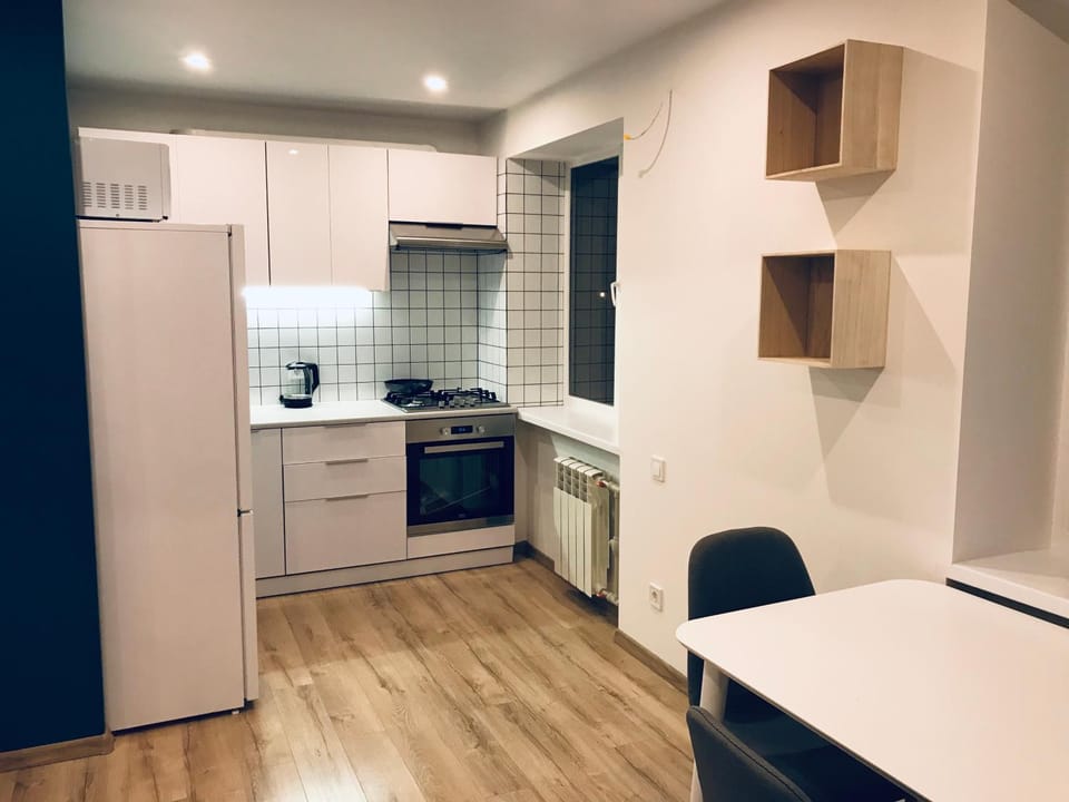 Kitchen or kitchenette, Communal kitchen