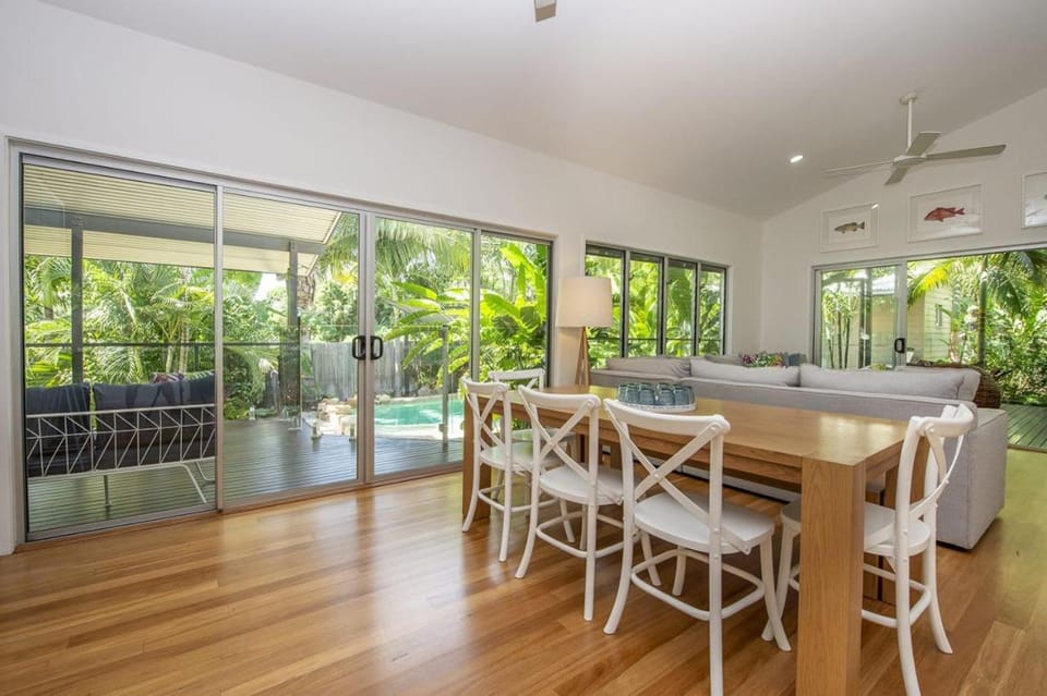 Whispering Palms House in Queensland