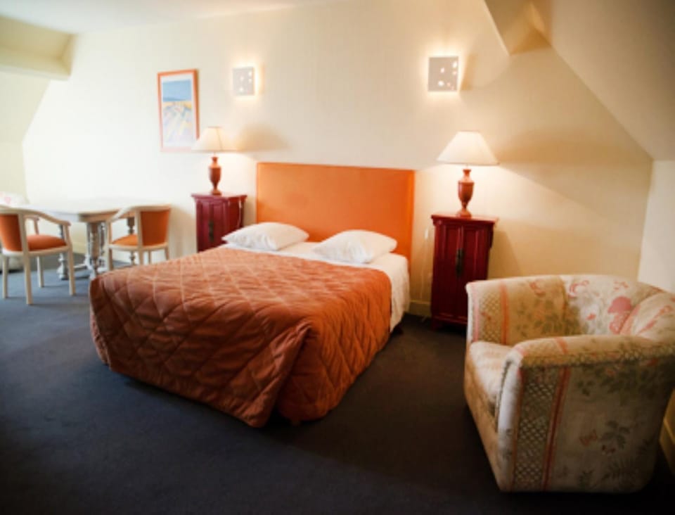 La Tour des Plantes Bed and Breakfast in Centre-Val de Loire