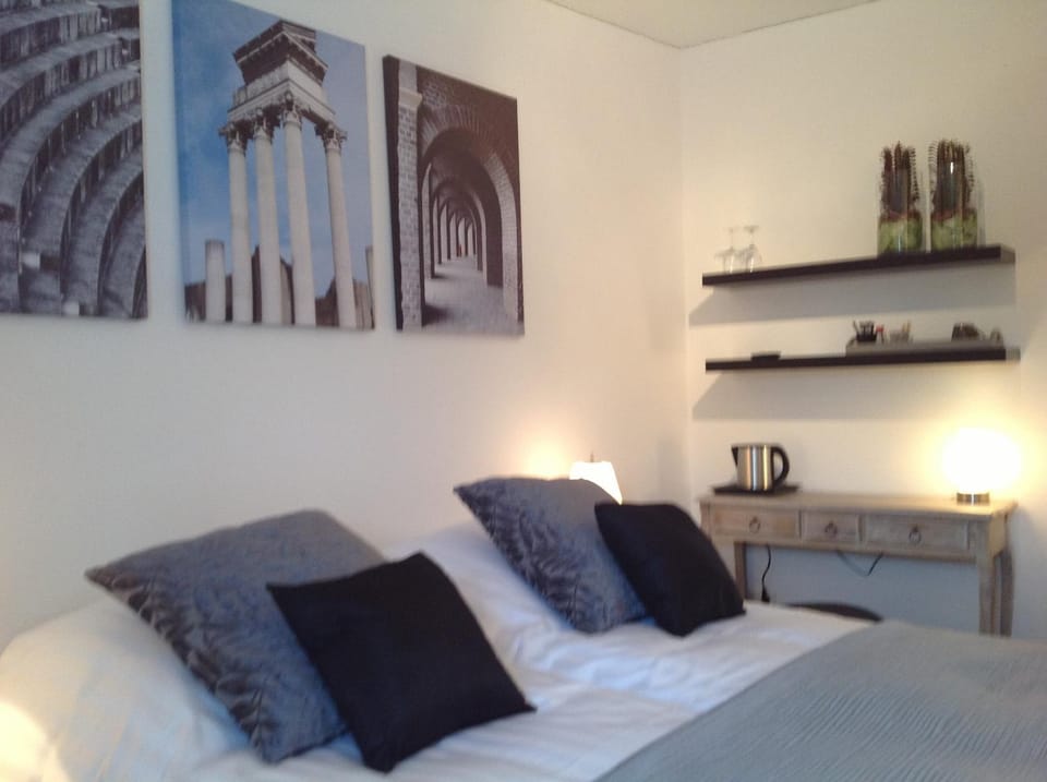 Bed, Bedroom