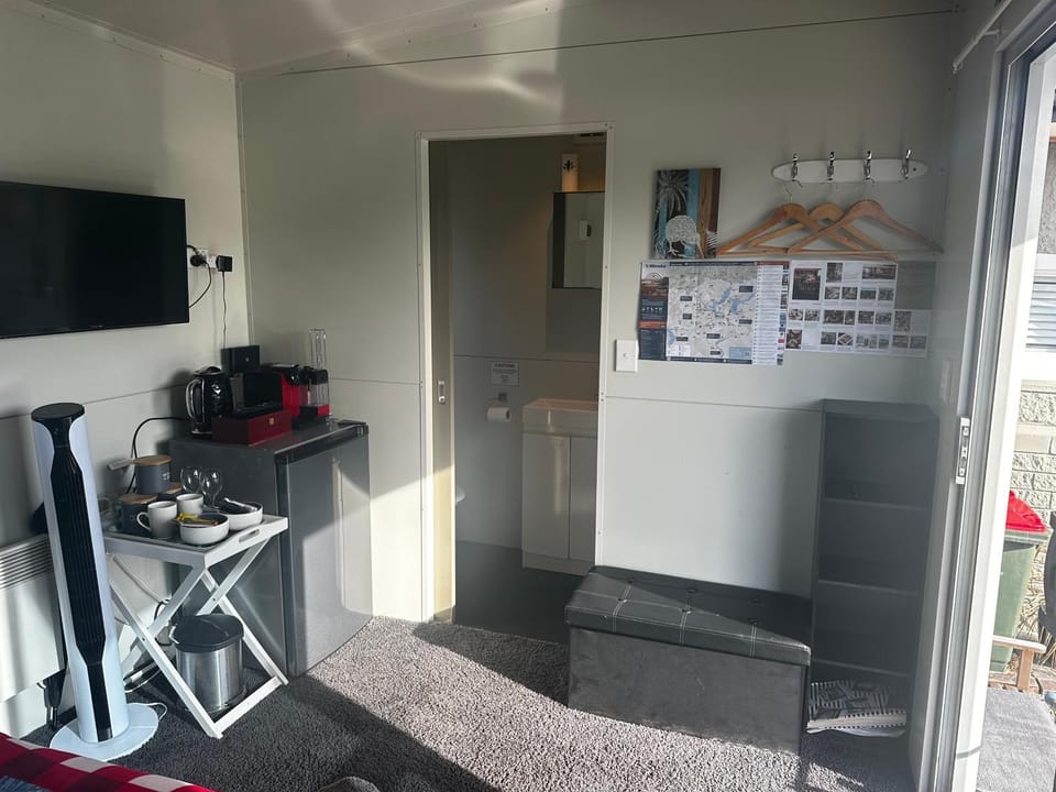 WanaHaka - Lake Wanaka & Town at your door Apartment in Wanaka