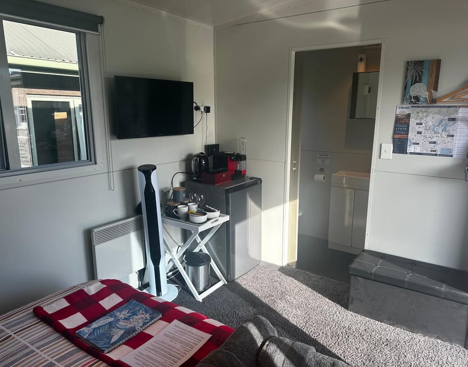 WanaHaka - Lake Wanaka & Town at your door Apartment in Wanaka