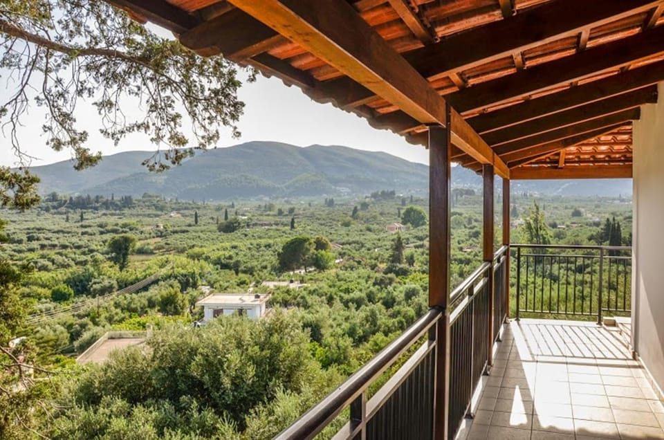Day, Natural landscape, View (from property/room), Balcony/Terrace, Mountain view