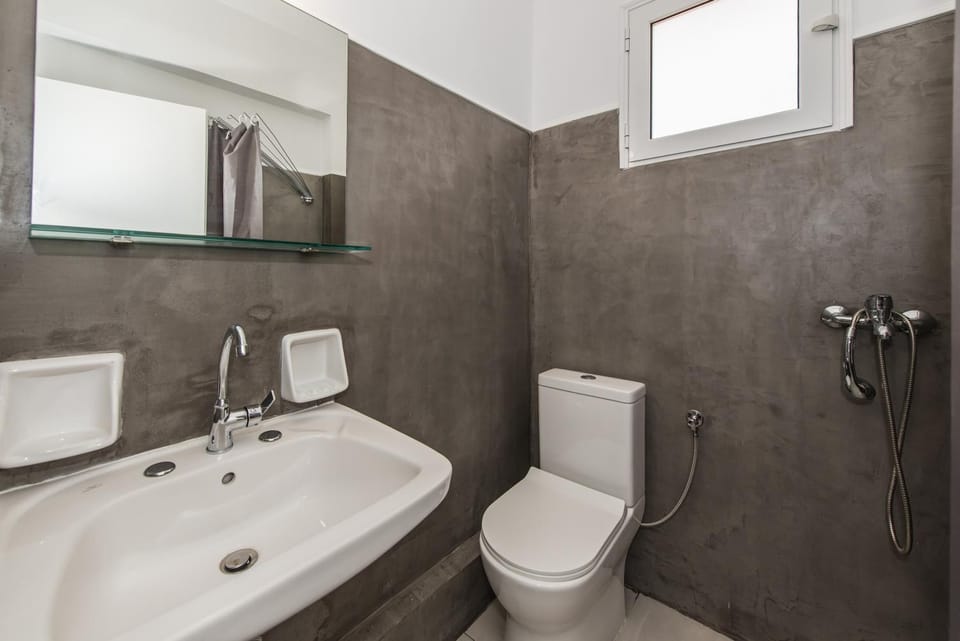 Shower, Toilet, Bathroom, Bath