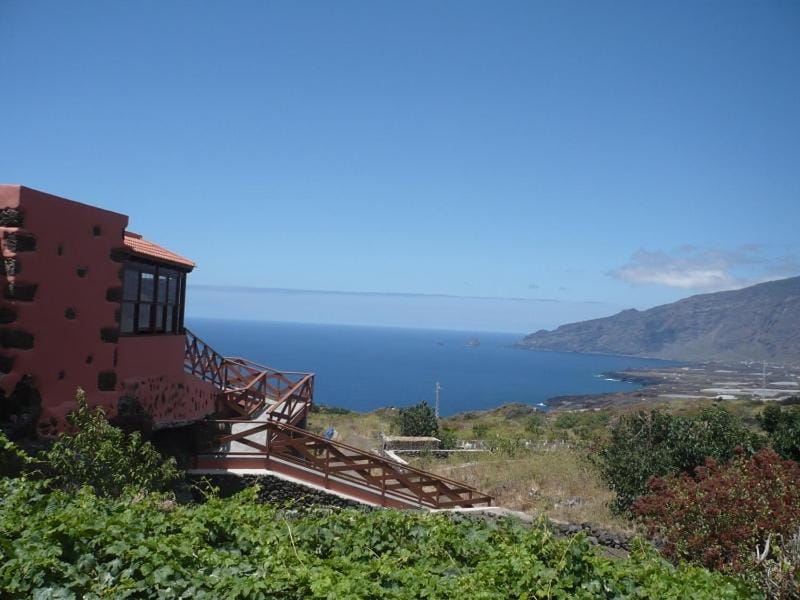 Mountain view, Sea view, Quiet street view