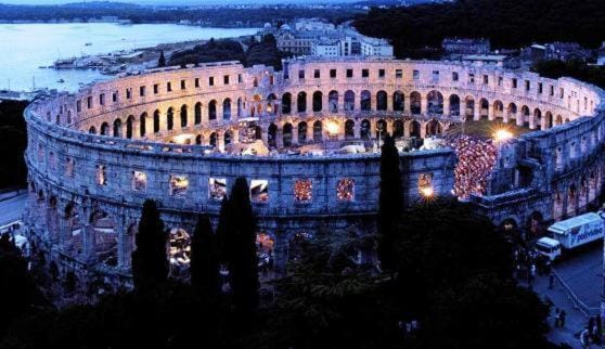 ENNI Apartment in Pula