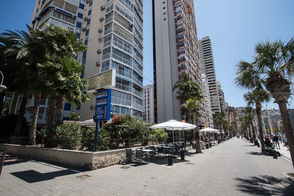 Property building, Day, Neighbourhood, Street view, Location