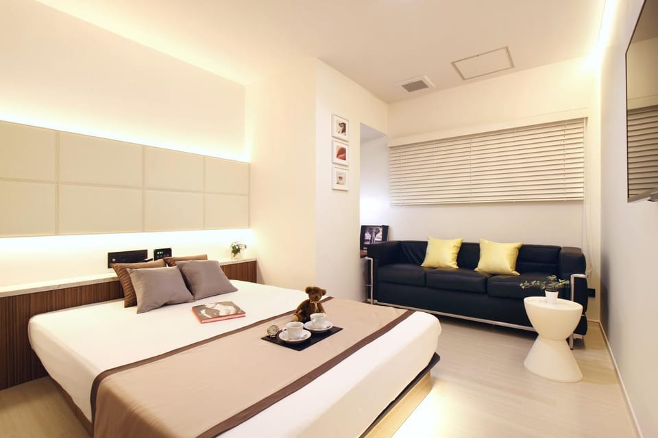 Bed, Living room, Bedroom