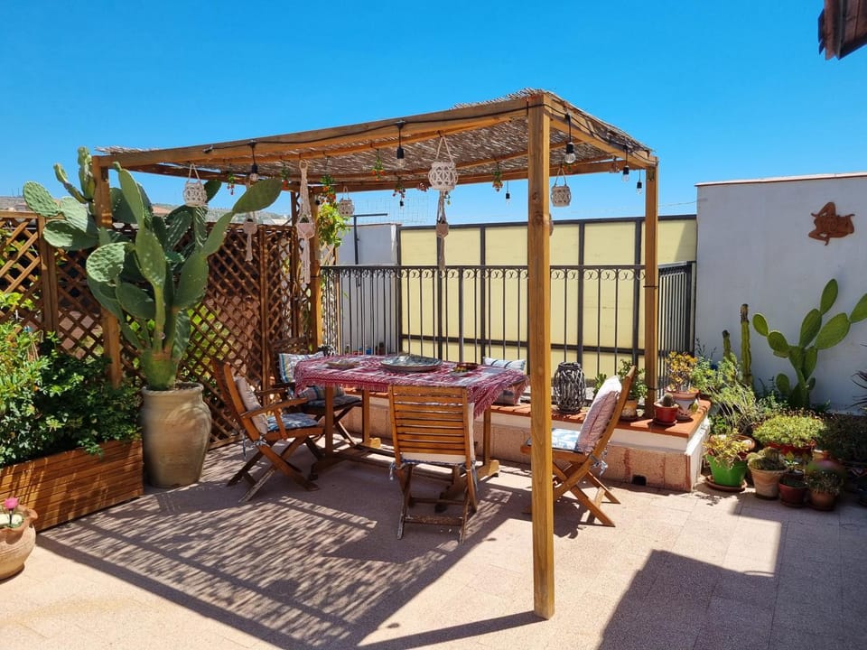 Garden, Garden, Balcony/Terrace, Balcony/Terrace