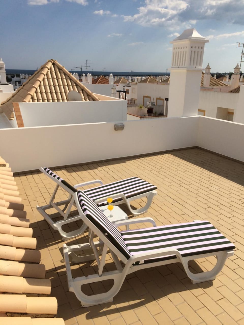 Gomeira Top Floor Apartment in Cabanas de Tavira