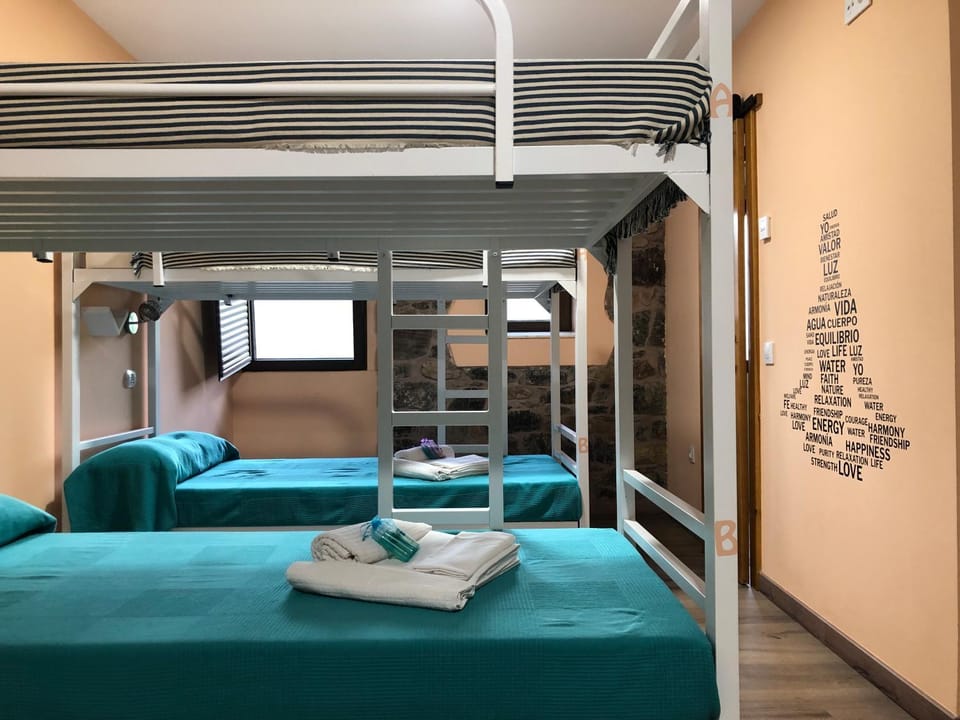 bunk bed